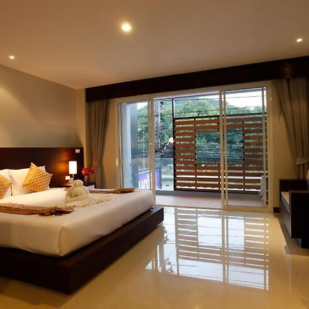 Nize Hotel - Sha Plus Phuket Eksteriør billede
